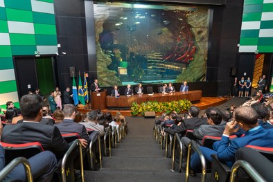 Desembargor José Olímpio Passos Galvão; desembargadora Lucileide Belo; juiz auxiliar da CRE-PI, ...