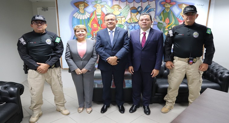 Comissão de Segurança Institucional do TRE-PI tem novo Presidente Cerimônia na Presidência deste tribunal nesta sexta-feira (27/2) formalizou a nova composição da...