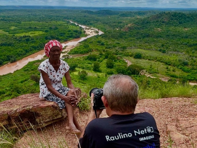 DIA DOCUMENTÁRIO 2 ..