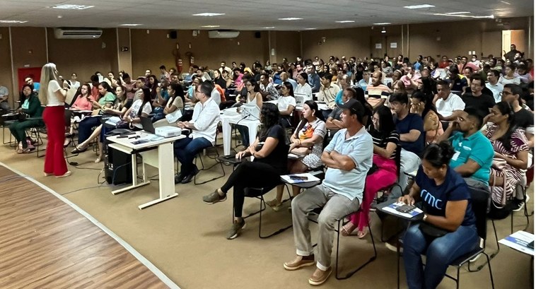 Em treinamento, mesárias e mesários são orientados sobre novidades das urnas e acessibilidade ..