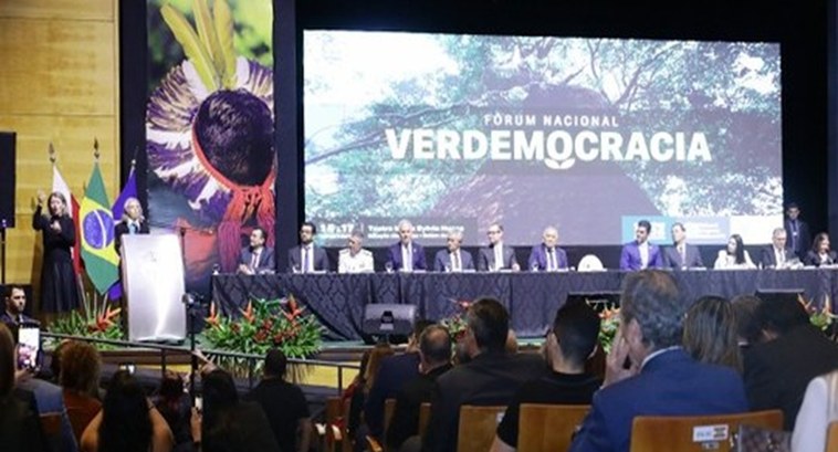 Fórum Nacional VerDemocracia debate Eleições 2026 Evento foi aberto nesta segunda-feira (15/9) e prossegue até quarta (17/9), no Teatro Maria Sylv...