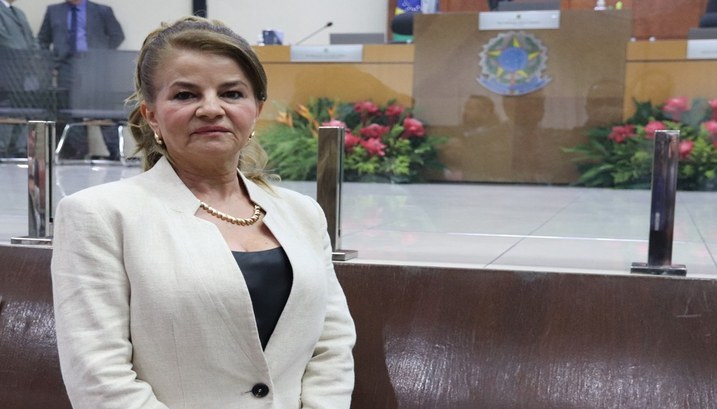 Juíza Maria Luíza de Moura Mello e Freitas toma posse no TRE-PI ..