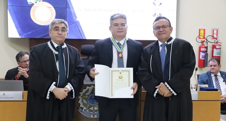 MEDALHA ALEXANDRE ..