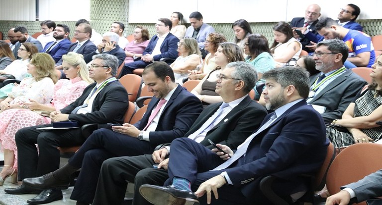 MEDALHA PLATÉIA LADO DIREITO ..