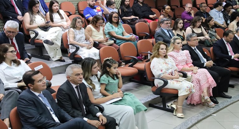 MEDALHA PLATÉIA LADO ESQUERDO ..