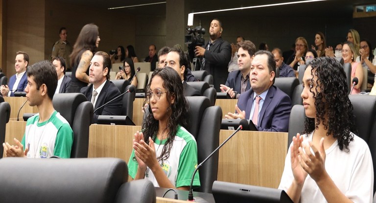 PARLAMENTO EUFRÁSIO ..