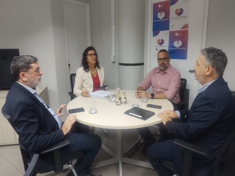 PARLAMENTO FOTO 2 ..