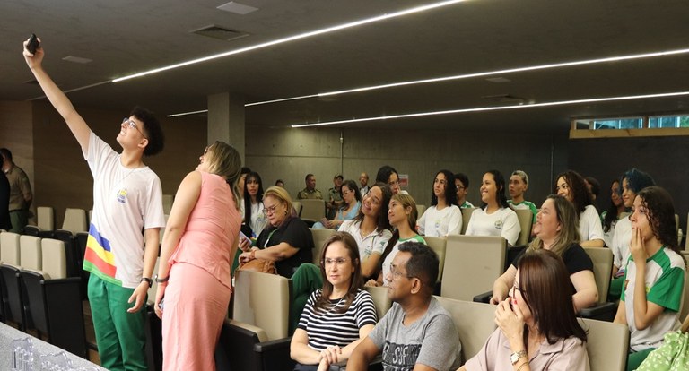 PARLAMENTO SELFIE ..