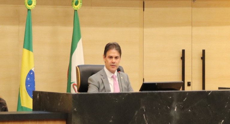 PARLAMENTO SEVERO ..