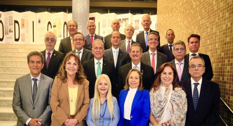 Presidentes dos TREs reunidos em PE publicam Carta do Recife Documento minutado com a presença dos presidentes do TRE-PI e do presidente eleito para o biênio...