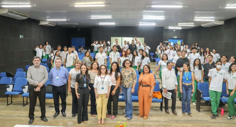 Projeto “Parlamento do Futuro”: TRE-PI promove palestras sobre processo eleitoral ....