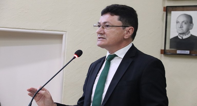 REVISTA ARTICULISTA ..