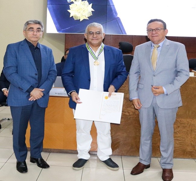 REVISTA MEDALHA CLÉBER ..