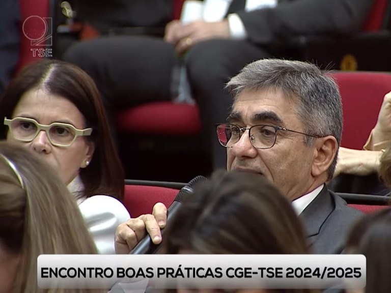 SELO RICARDO FRENTE ..