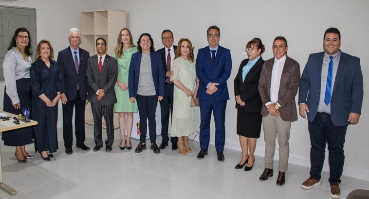 Solenidade prestigiada marca inauguração do novo Fórum Eleitoral de Piripiri Evento foi realizado na noite desta quarta-feira (29/10) e contou com a presença de autoridades ...