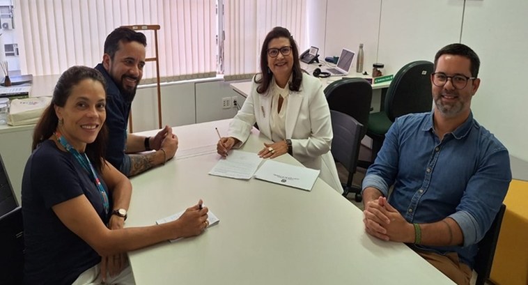 TRE-PI e ENAP tratam da implementação de Termo de Adesão com Escola Virtual de Governo Diretora Geral do tribunal, Silvani Maia, participa de tratativas para execução do convênio nº 6...