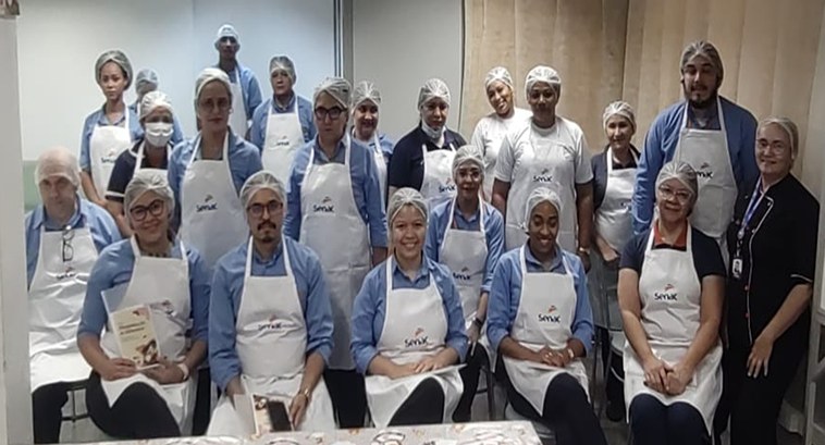 Oficina de manipulação de alimentos: bolos – caseirinhos gourmet faz parte das ações de cunho so...