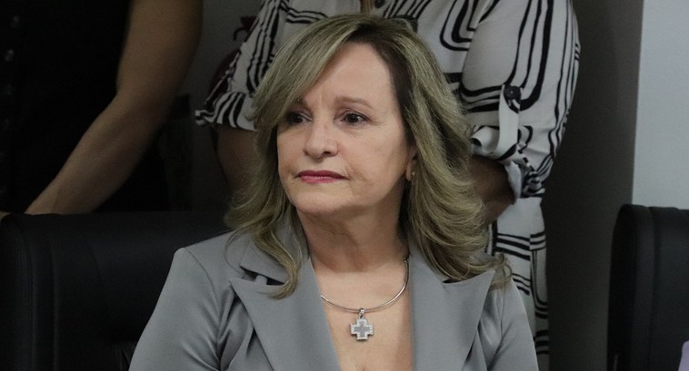 TRE-PI empossa na Corte Eleitoral juíza Valdênia Moura Marques de Sá Posse da magistrada ocorreu no Gabinete da Presidência do tribunal