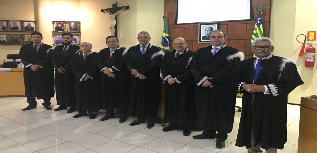 TRE-PI foto despedida Dr. José Wilson Foto referente a despedida do juiz José Wilson da Corte piauiense