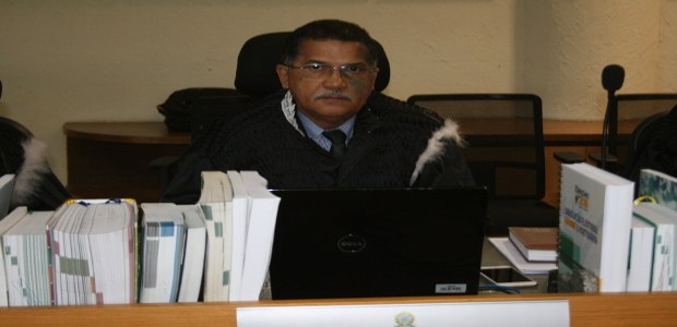 Foto do juiz José Carneiro, membro do TRE-PI 