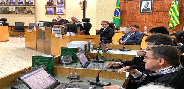 Foto referente a sessão que elegeu o Des. James presidente do TRE-PI 