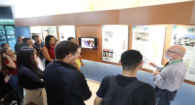 TRE-PI foto III UNICET ...