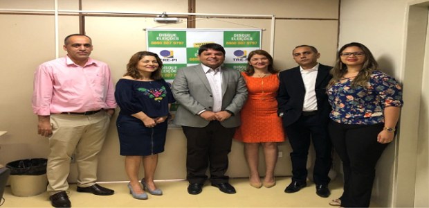 TRE-PI foto inauguração disque eleições Foto referente ao lançamento do disque eleições 2018