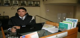 Foto do juiz, Astrogildo Assunção Filho, membro do TRE-PI