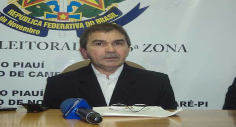 TRE-PI foto juiz Edson Alves Foto anexa matéria posse