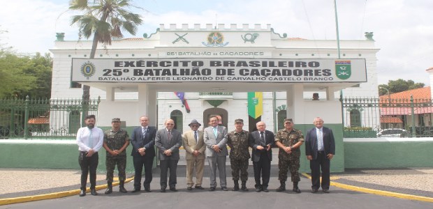 TRE-PI foto reunião 25 BC Foto referente reunião realizada no 25 BC sobre balanço eleições 2018 no quesito segurança