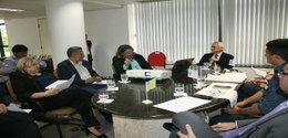 Foto referente a reunião da AJE com o pres. do TRE-PI