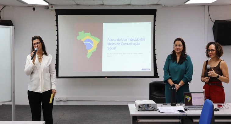 TRE-PI multiplica aprendizados adquiridos no Trilha de Capacitação 2025 Servidoras e servidores que assessoram gabinetes da Corte Eleitoral partilharam conhecimentos e ...