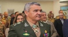 Honraria reconhece os relevantes serviços prestados à Justiça Eleitoral pelo homenageado no coma...