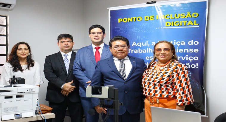 TRE-PI participa da implantação do Ponto de Inclusão Digital em Palmeirais-PI ...