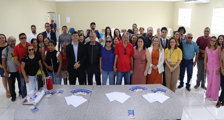 TRE-PI promove roda de conversa sobre cidadania na Associação dos Cegos Iniciativa abordou temas como cidadania e inclusão de pessoas com deficiência visual e realizou ...