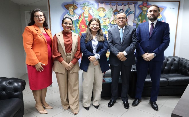 TRE-PI recebe visita institucional da OAB-PI ...