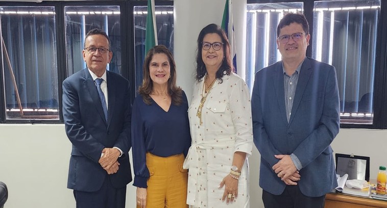 TRE-PI recebe visita institucional da UFPI Desembargador Sebastião Ribeiro e reitora Nadir Nogueira debateram projetos e parcerias desenvol...