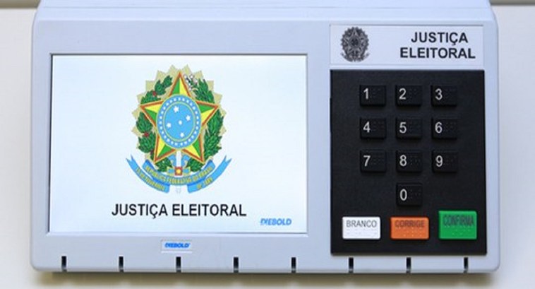 Urna Eletrônica: 27 Anos de uso no Brasil ...