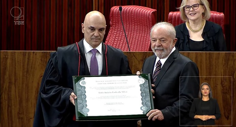 Luiz Inácio Lula da Silva e Geraldo Alckmin diplomados Cerimônia aconteceu às 14h desta segunda (12), no Plenário do Tribunal Superior Eleitoral