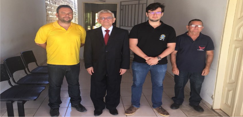 Presidente do TRE-PI visita cartório eleitoral de Coracol