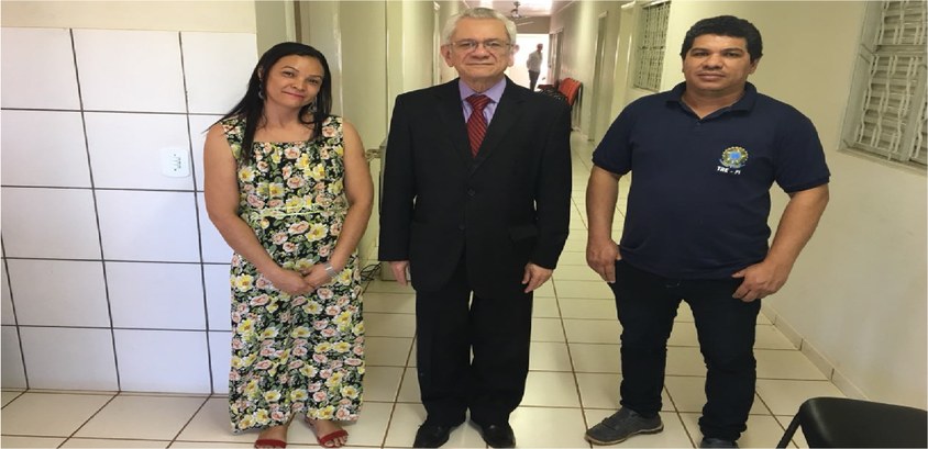 Presidente do TRE-PI visita cartórios eleitorais de Marcos Parente e Landri Sales