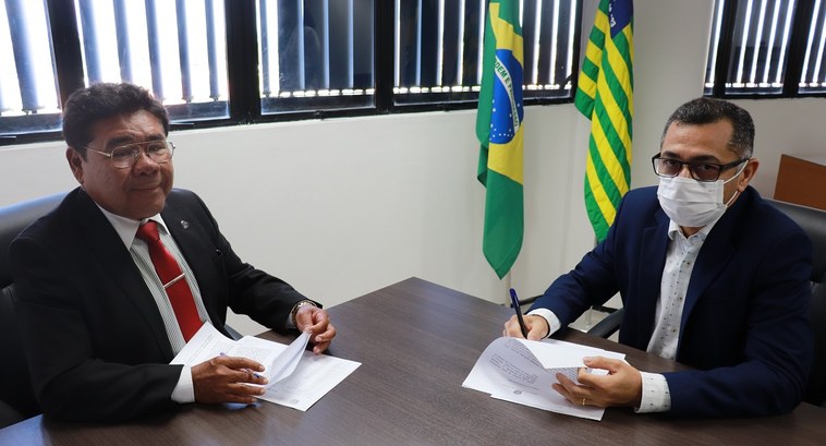 TRE-PI firma Termo de Doação de bens inservíveis à Secretaria de Segurança do Piauí